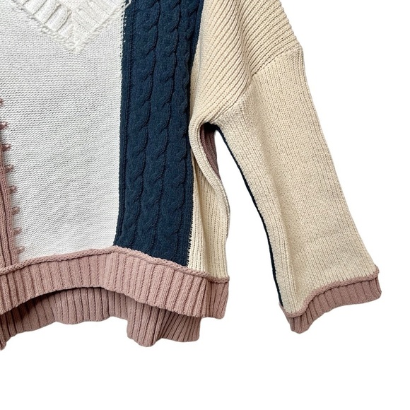 POL Nadene Beachy Color Block V Neck Flare Sleeve Cable Knit Chunky Sweater Sz M - Picture 6 of 13